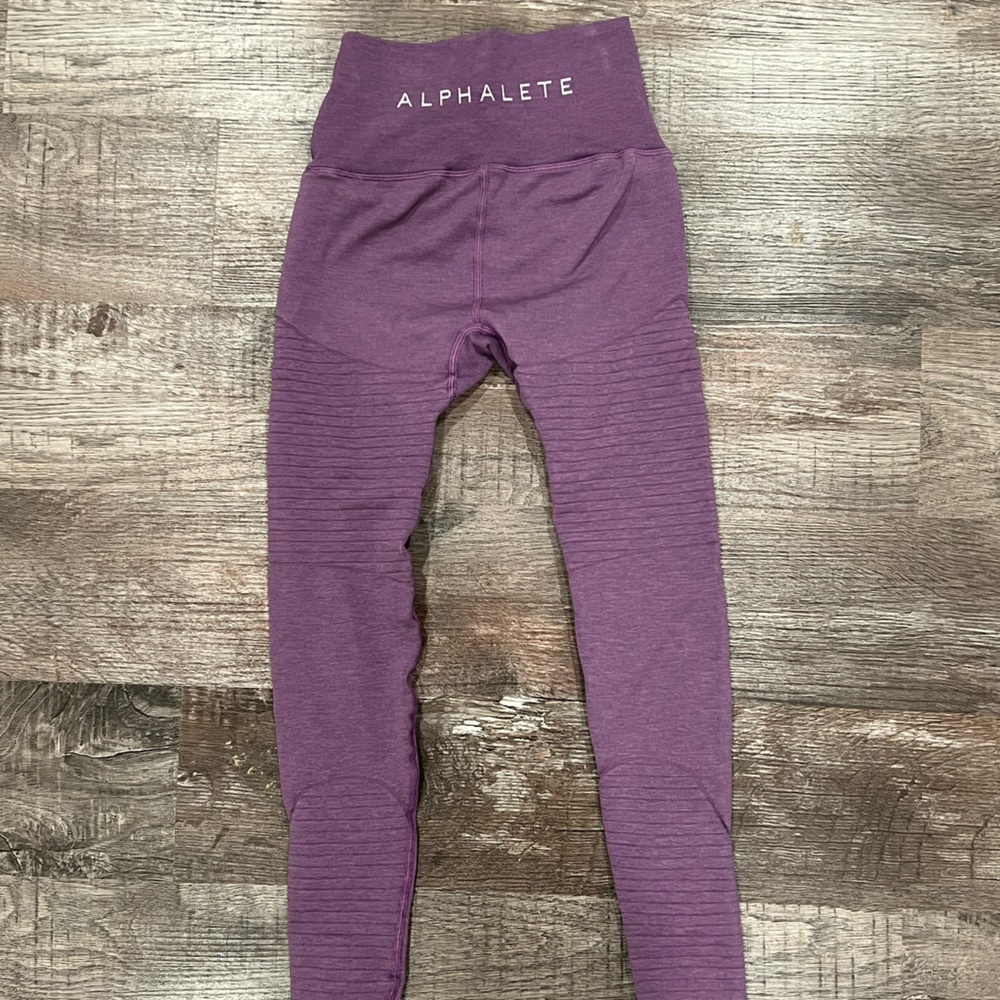 Alphalete leggings